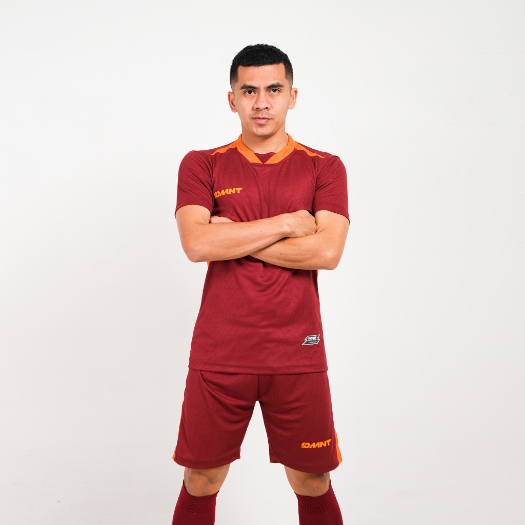 DMNT Jersey Setelan Teamwear Futsal Sepakbola Montana Maroon