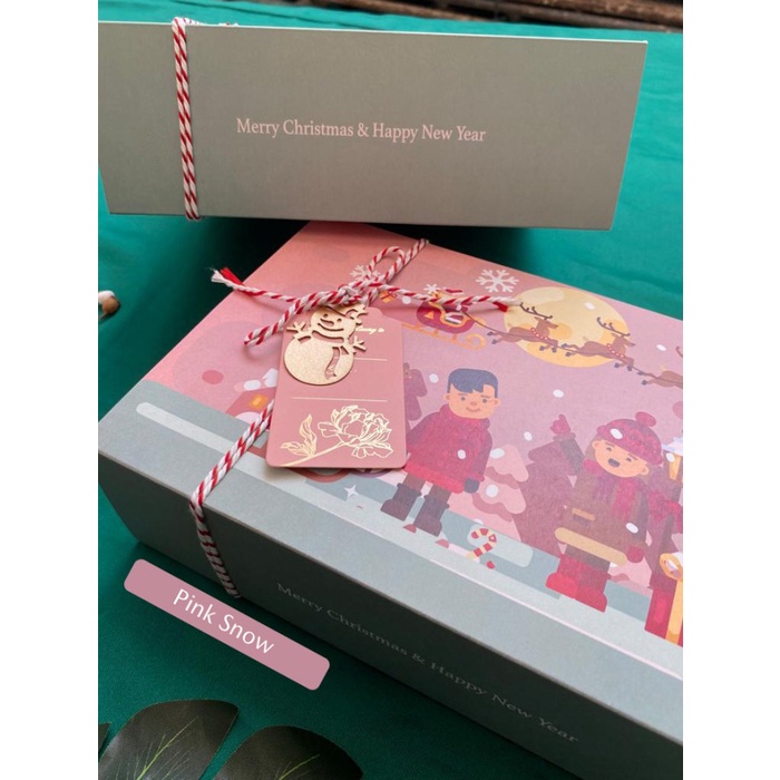 

BOX / KOTAK KUE NATAL TAHUN BARU 22x12x7 cm - Pink Snow