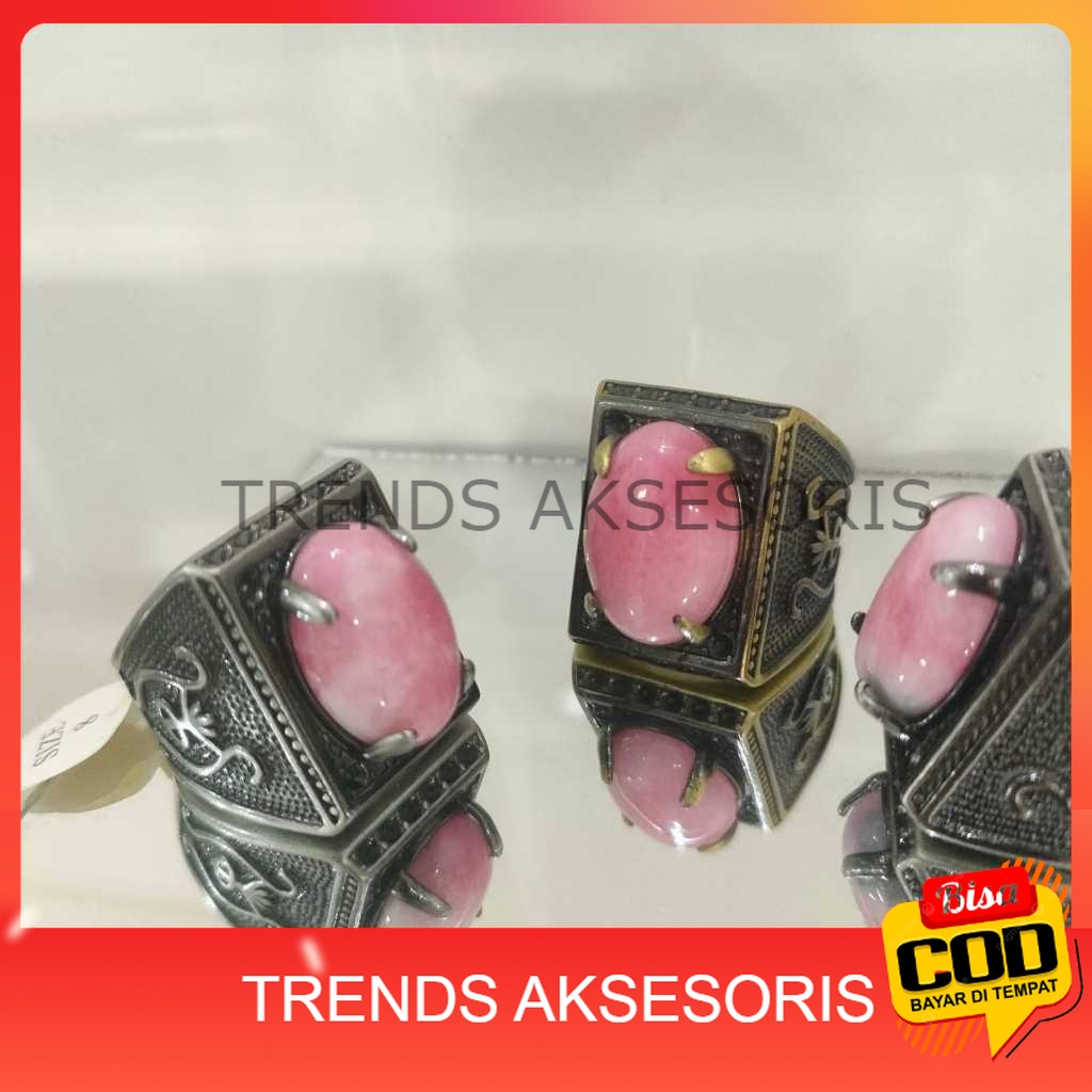 [TRENDS COD] Cincin Batu Akik Borneo, Warna Pink Motif Cantik dengan Ring model Titanium Hitam