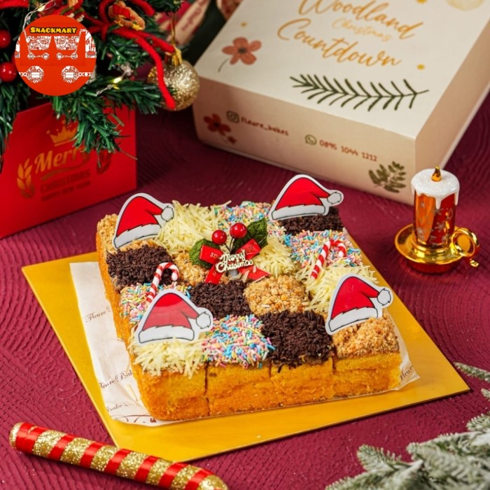 

Cake Natal Hampers Kue Natal / Kue Natal Christmas / Christmas Holly