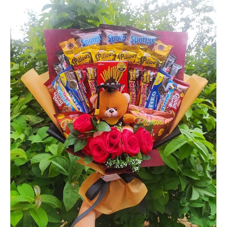 

(B) Buket Big Premium Snack Boneka Wisuda Bunga Lengkap Cowo/paket/bingkisan Snack Ulang Tahun/Ultah/ Wisuda/Kado/Hadiah Pacar/sahabat/Sidang skripsi/seminar/santunan anak yatim