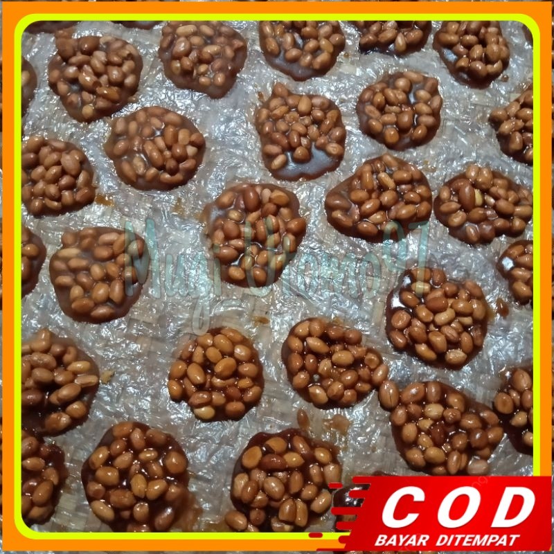 

1 kg ampyang gula kacang arum rasa gurih empuk. original dan jahe