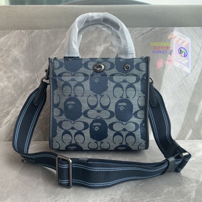 TAS COACH C5824 Bape Tote 22 In Signature Chambray Edition Original Lls