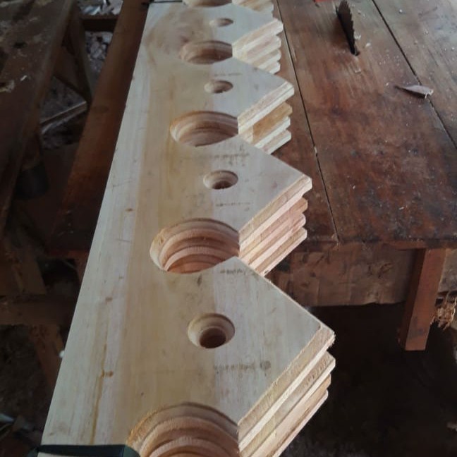 Termurah Lisplang kayu - lisplang ukir - lisplang betawi - lisplang rumah - mahoni polos