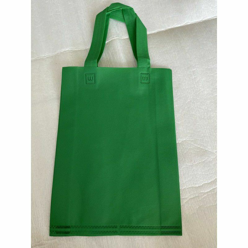 

Tas spunbond goodie bag 20x30x10cm | tas kain spunbond,tas belanja,tas souvernir,tas promosi,tas ultah,tas hajatan,tas sablon