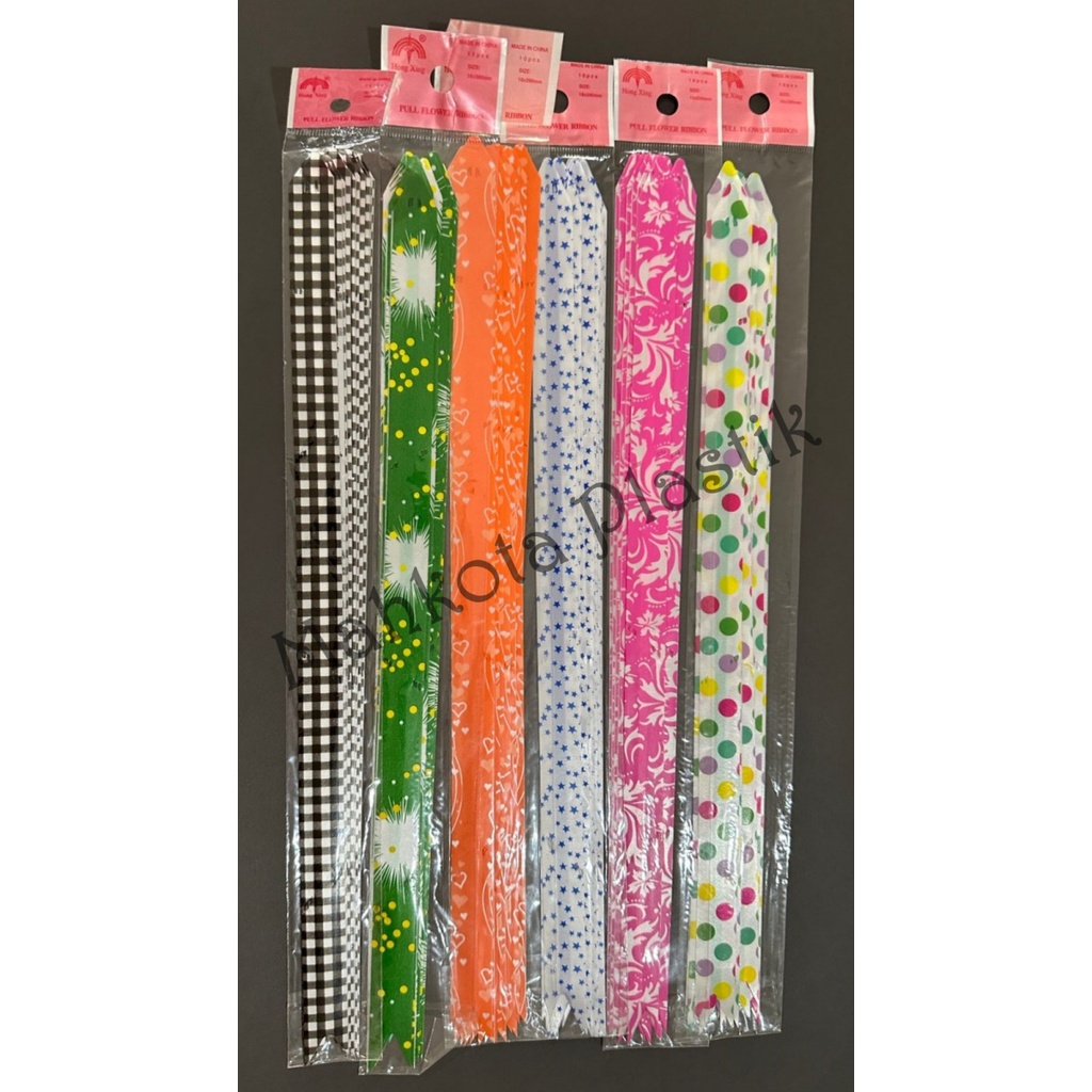 

Pita Tarik Pita Serut Motif / Renda isi 10pcs