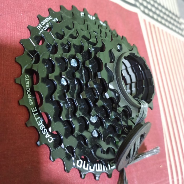 sprocket 8 speed shimano CS HG200 , 8 sprocket 12 - 32T roadbike / MTB