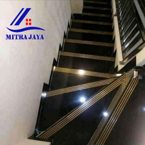 granit granite tangga 30x90 30x80 Super black by garuda keramik/murah