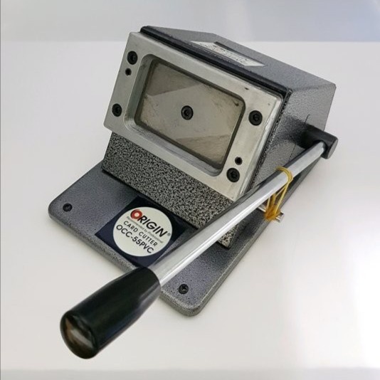 

[KSG-97] Plong ID card PVC card cutter standard kartu member pemotong id card