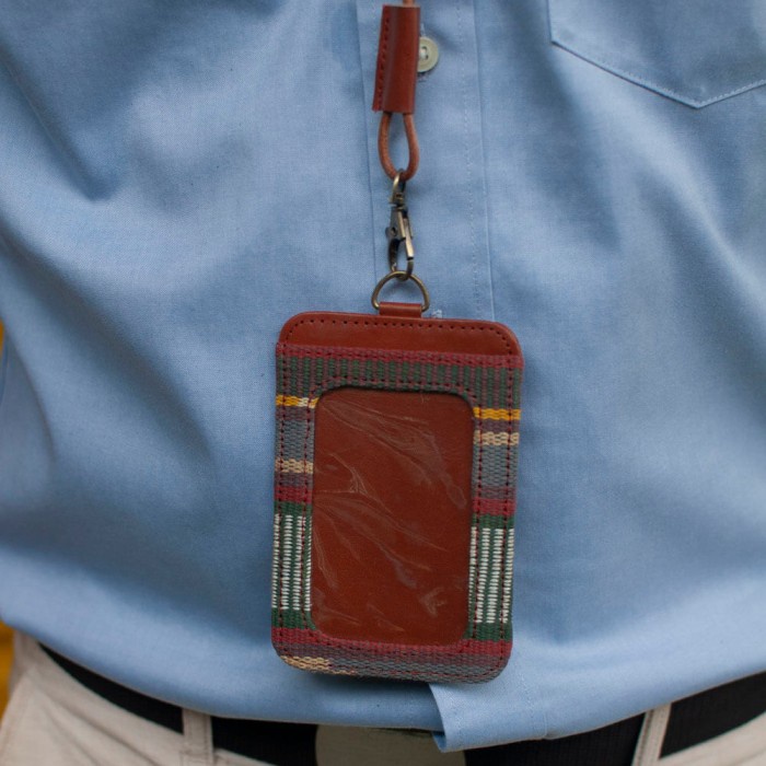 

Name Tag ID Card Holder - Noesa - Selip Tenun Lanyard - 017B23