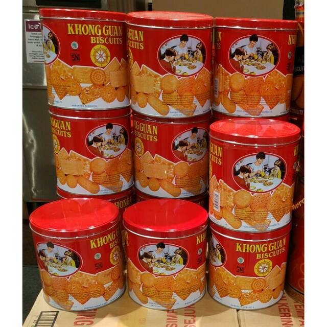 

Promo !! Khong Guan Assorted Red Mini 650 gr Biskuit KHONG GUAN Kaleng