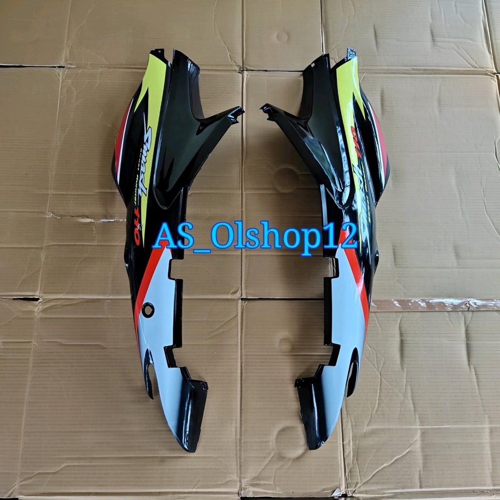 Body Belakang Kanan Kiri Smash 110 Lama Hitam Plus Striping Tahun 2003 - 2005