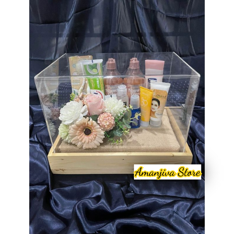 

kotak hantaran 4box bahan JATI BELANDA mika polos tanpa siku