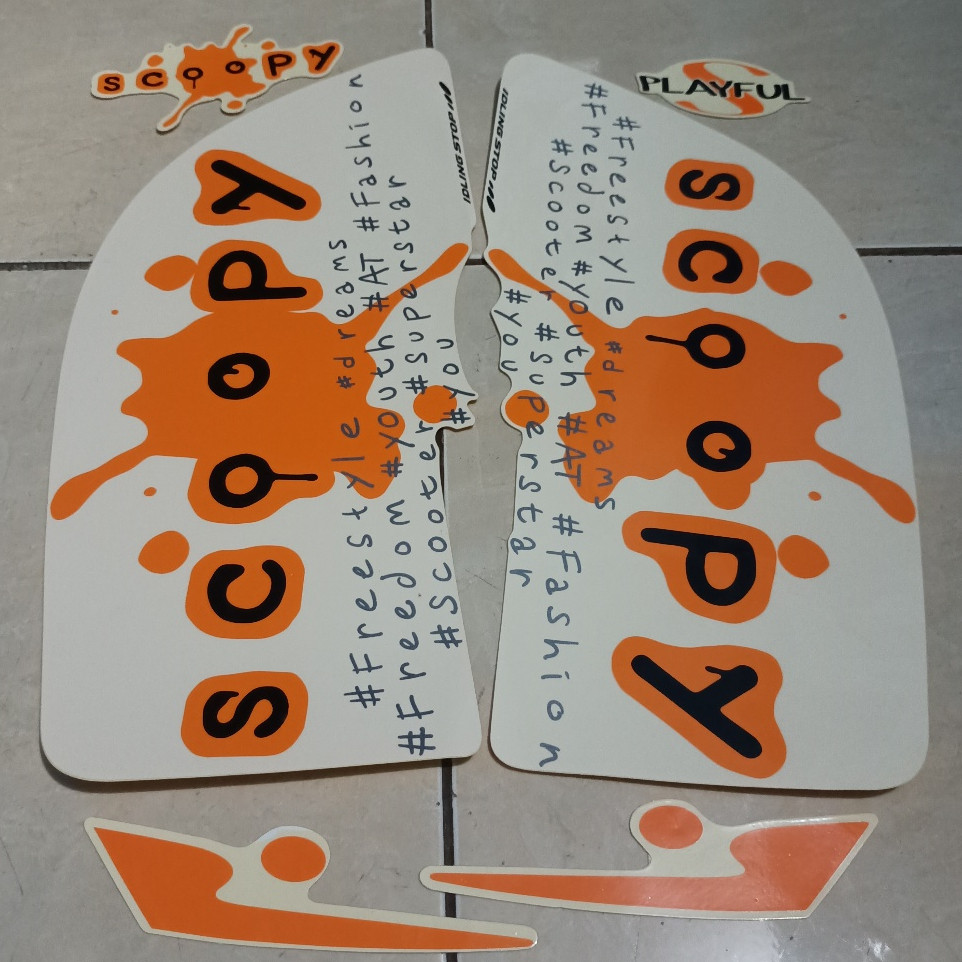 stiker striping honda scoopy playful 2018 cream lis body standar berkualitas original
