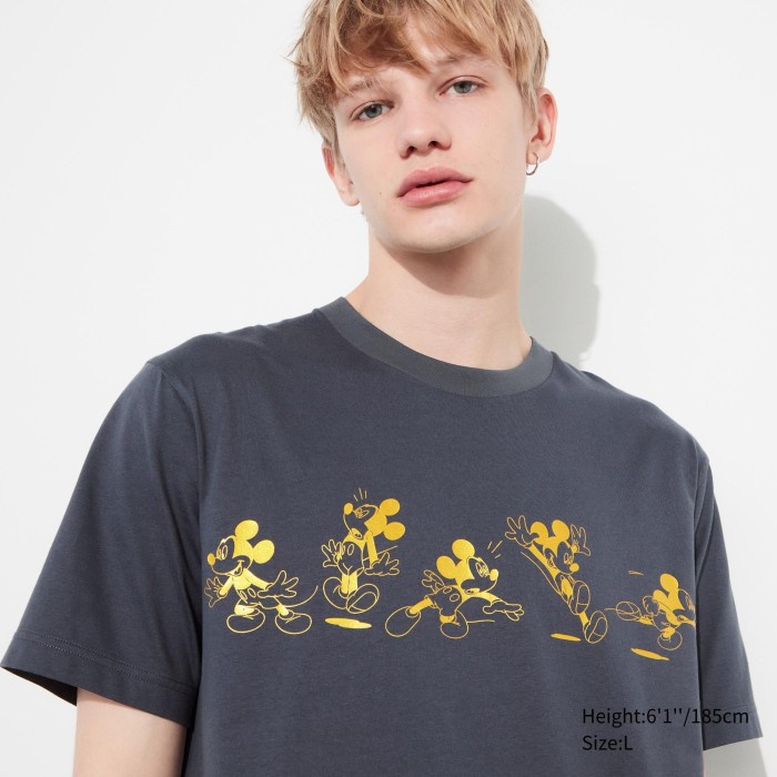 UNIQLO UT Disney Lengan Pendek (Mickey Shines) 466792 Uniseks