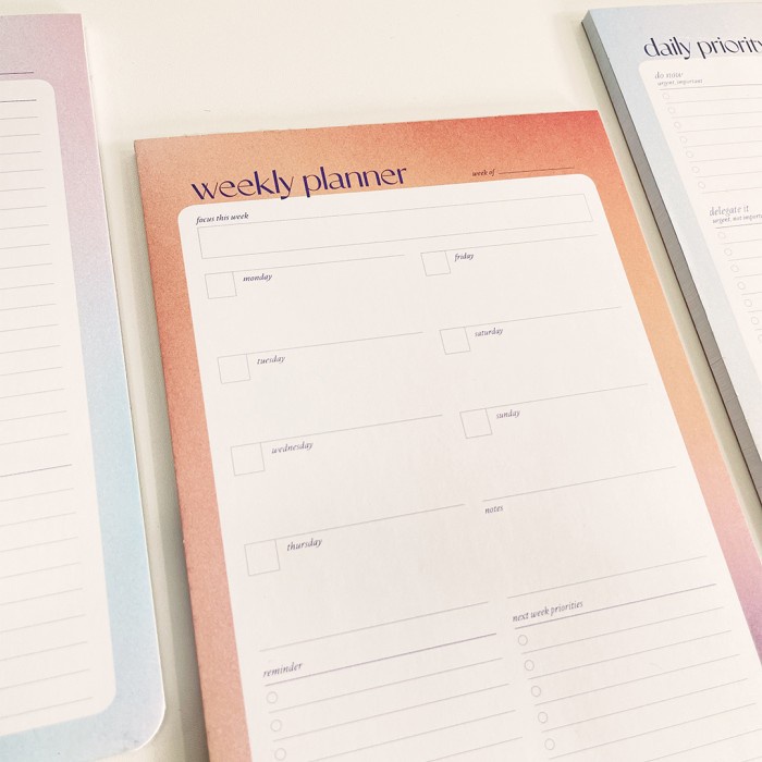 

MURAH- Papermark - Notepad Weekly Planner Gradient- 1.2.23