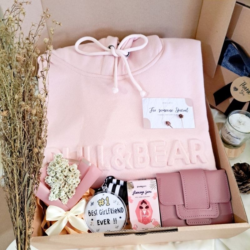 

HAMPERS HOODIE CEWEK GIRLY EDITION/ KADO ULANG TAHUN CEWEK / KADO WISUDA / GIFT BOX