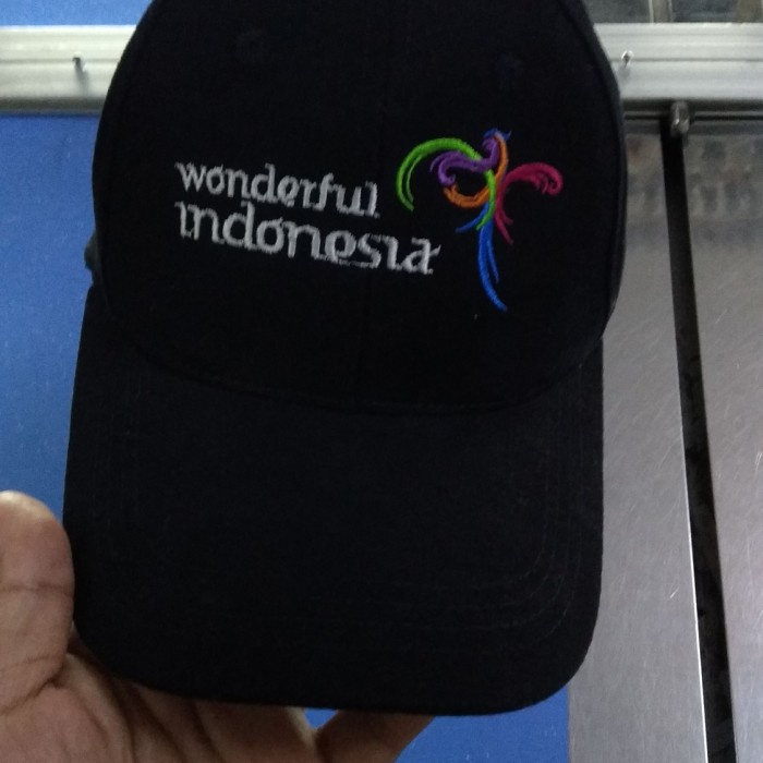 topi wonderful indonesia