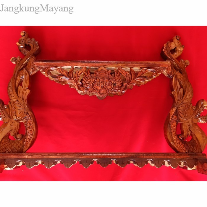 

jagrak tombak ukir halus dobel plitur antik