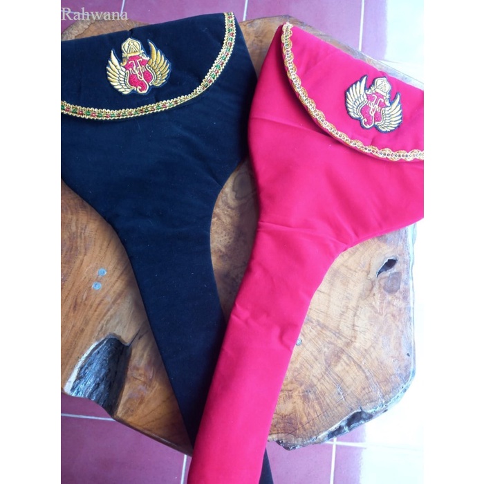 

Sarung Keris Motif antik