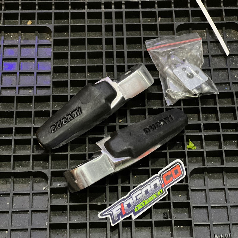 PIJAKAN POSTEP DUCATI UNIVERSAL POSTEP BELAKANG DUCATI PIJAKAN POSTEP DUCATI DEPAN BELAKANG DUCATI H
