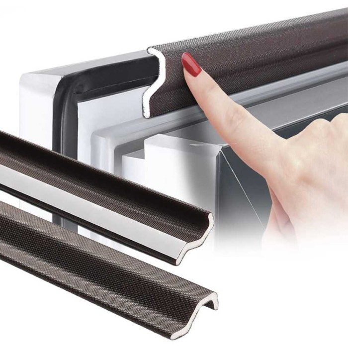 

MKKK Lis Sela Pintu Jendela Strip Window Sealing Waterproof 4M E3UJ0L