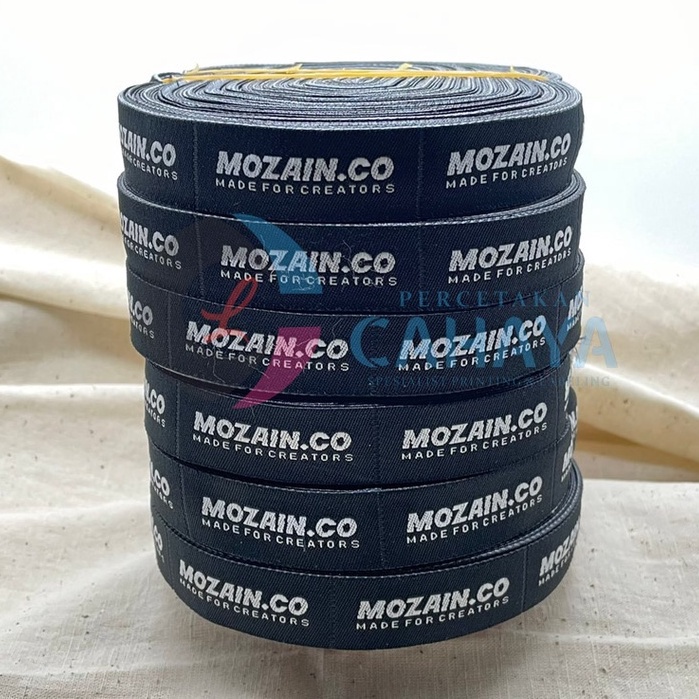 

2.5x7cm Label Woven Damask / Label Baju Rajut / Label Bordir / Label Baju / Label Celana / Label Murah