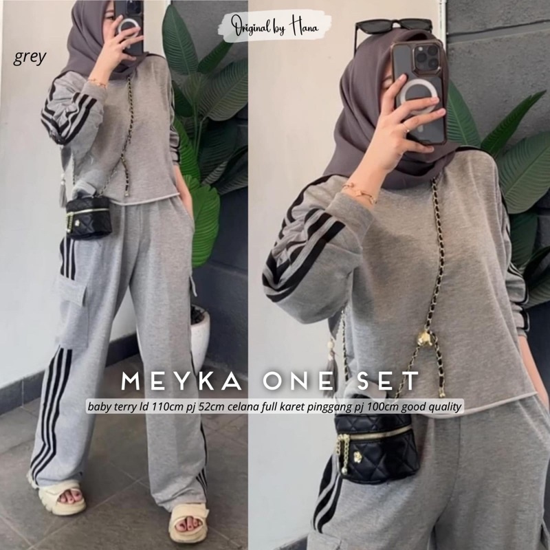 ONE-SET-WANITA-SETELAN-MEYKA-baju olahraga murah terlaris