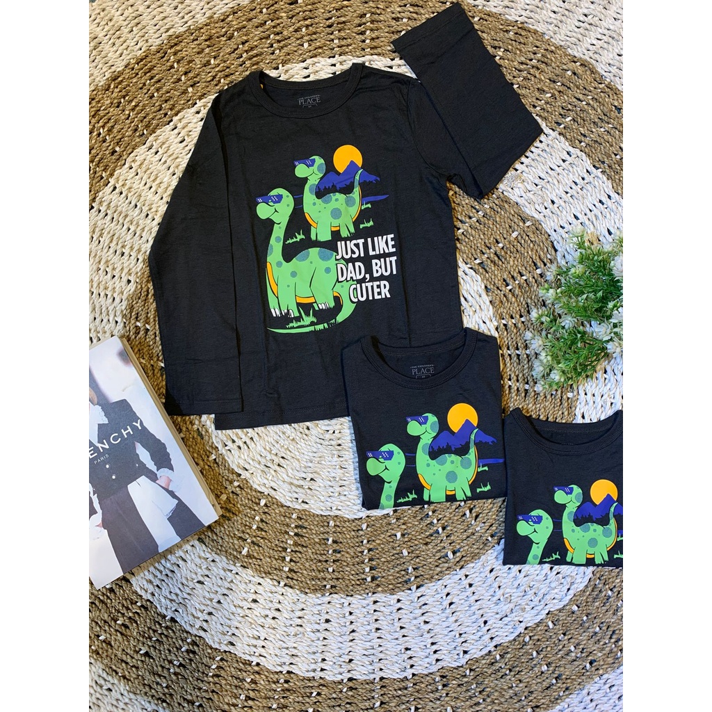 BAJU ABU MOTIF DINO BRONTOSAURUS - BRAND PLACE - PAKAIAN ANAK - BRAND ORIGINAL - MEDAN FACTORY OUTLE