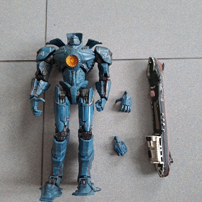 neca pacific rim gipsy danger