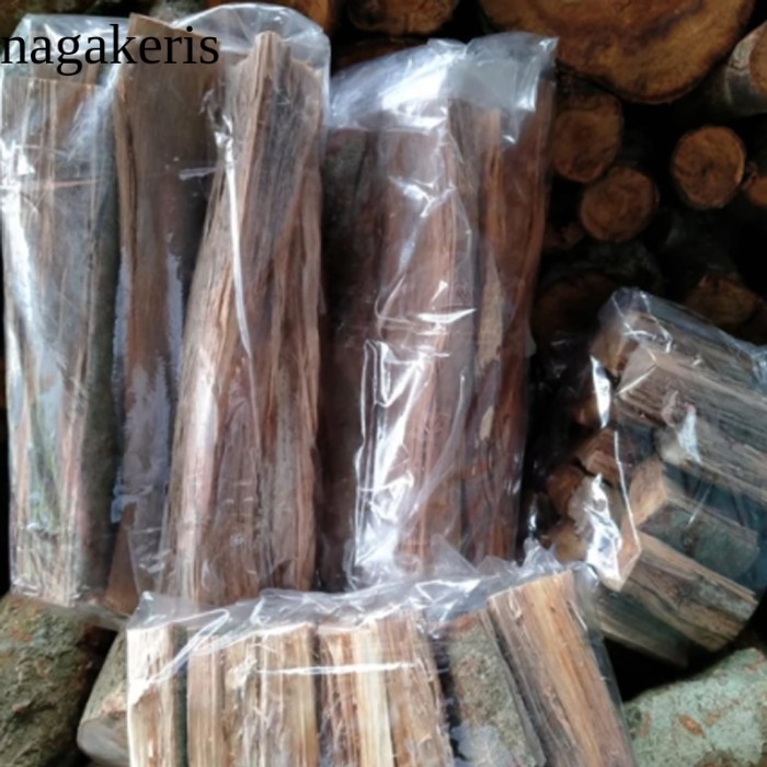 

DC12! Kayu Bakar Apel Firewood Panjang 30cm laris