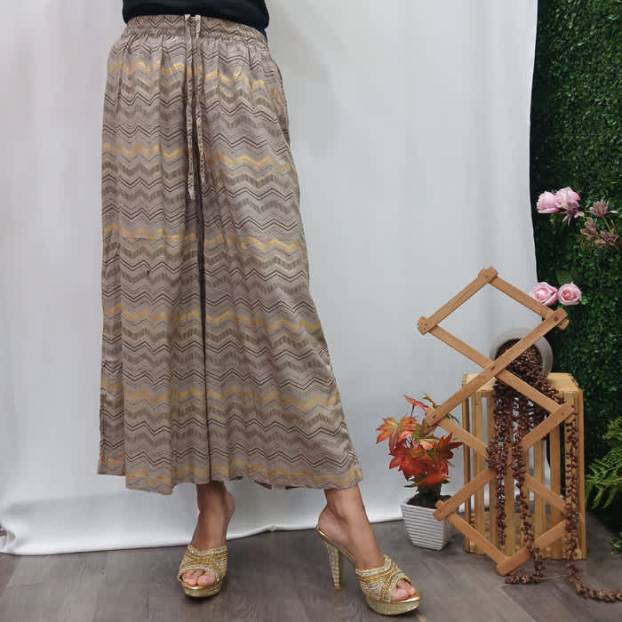 Celana Palazzo Katun Cambric Prada Motif Jig Jag