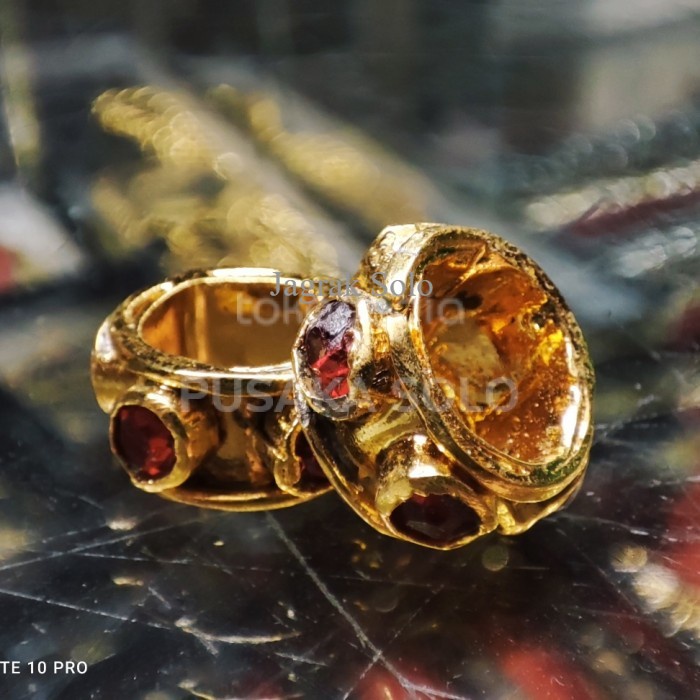 

MENDAK KERIS BALI KUNINGAN ISTIMEWA murah