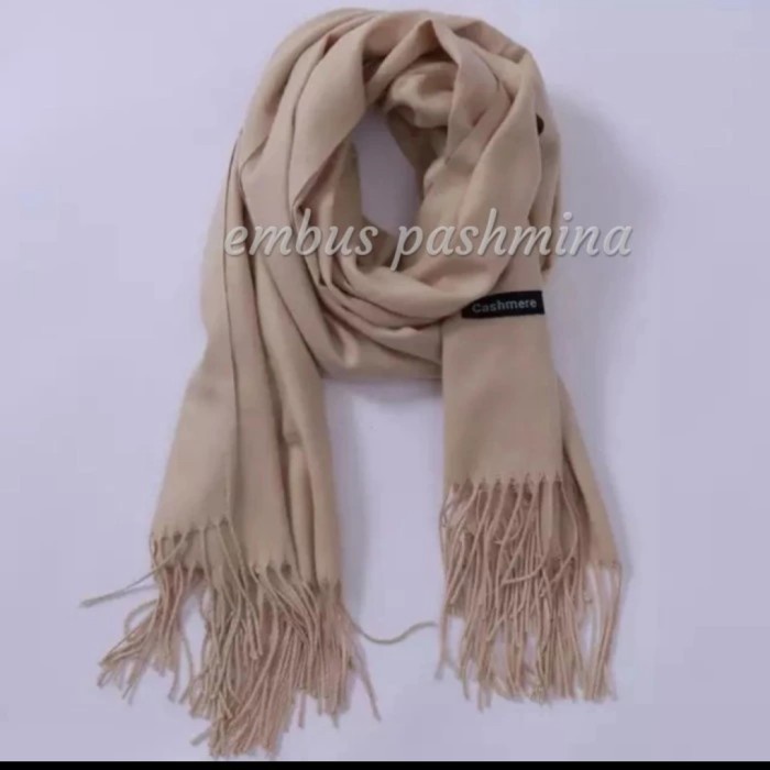 PASHMINA MOTIF POLOS // SYAL POLOS CASHMERE // SELENDANG   - Hitam