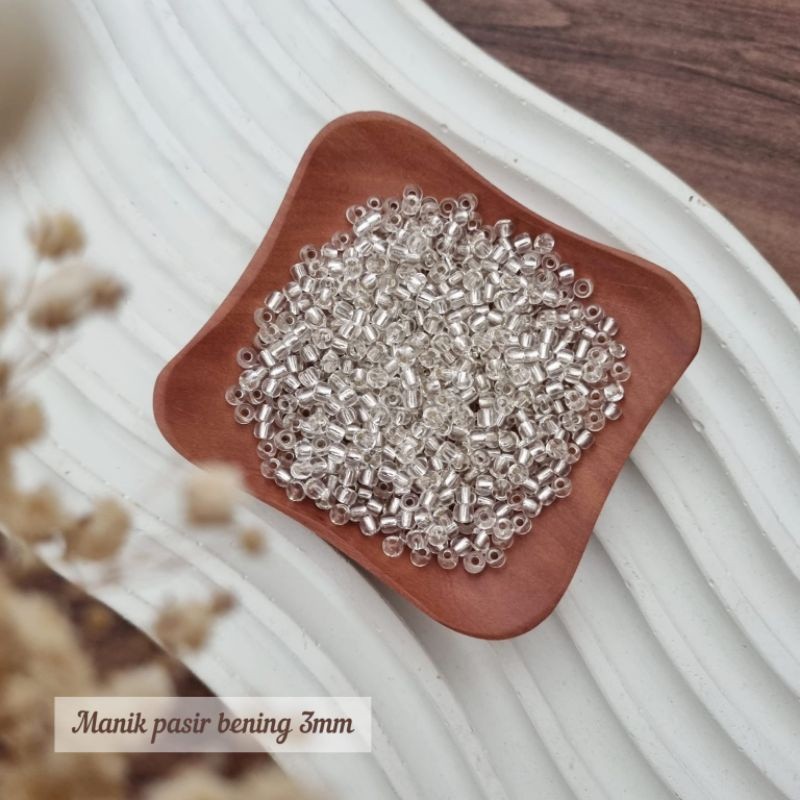 Manik Pasir Bening Isi Silver