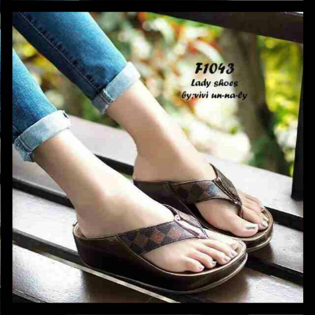 jh102 Sandal Wedges Jepit Motif Catur Sintetis 5cm Untuk Wanita