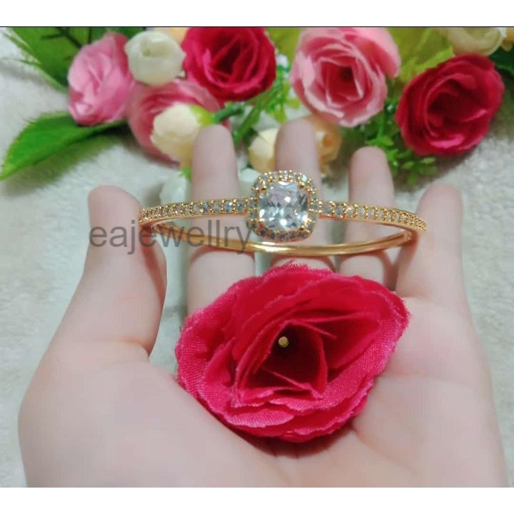 Model gelang tangan wanita lapis emas 24 karat simple elegan