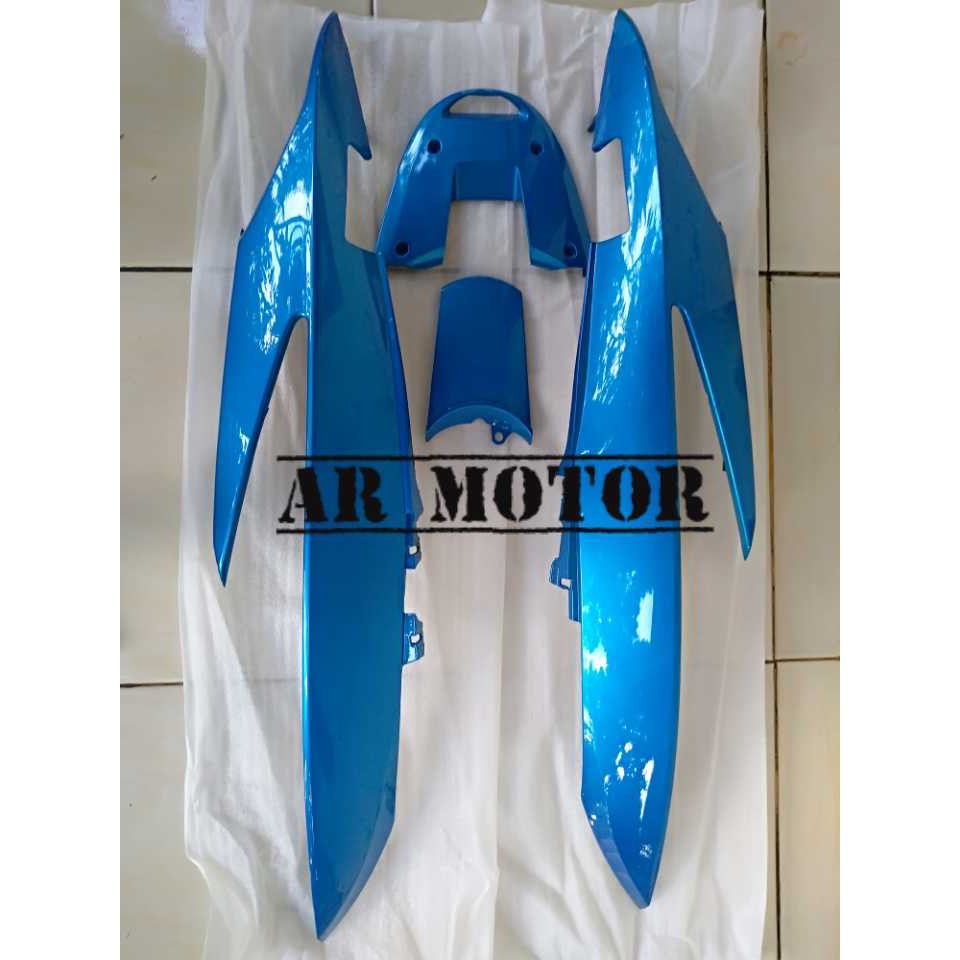 body belakang vario 110 karbu biru