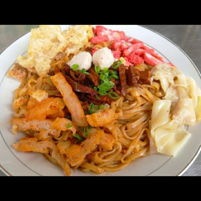 

kwetiauw singkawang /kwetiauw kalimantan / jam pan