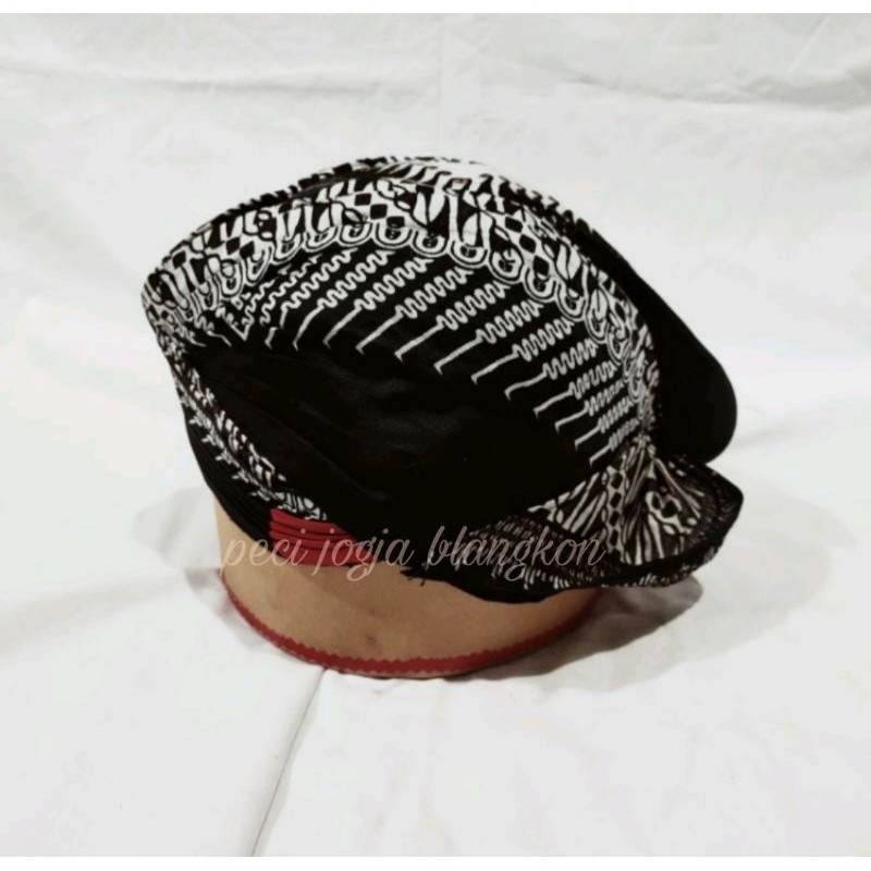 BLANGKON lipat jahit  jogja Lurik