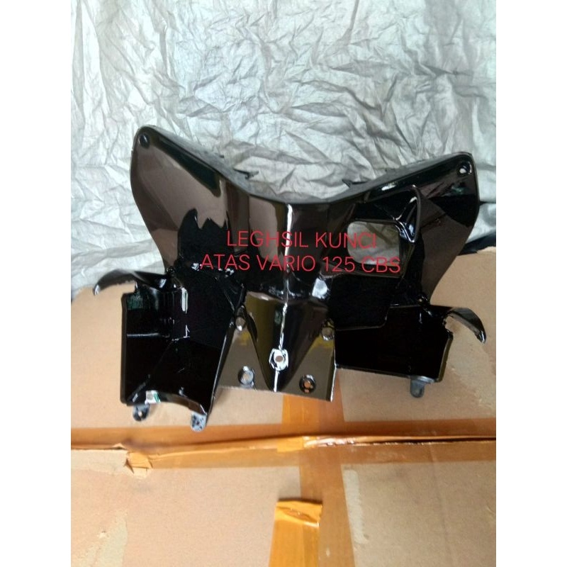 LEGSHIELD DEK KUNCI DASBOR ATAS VARIO 125 PGM FI OLD LAMA HITAM metalik 2013-2015