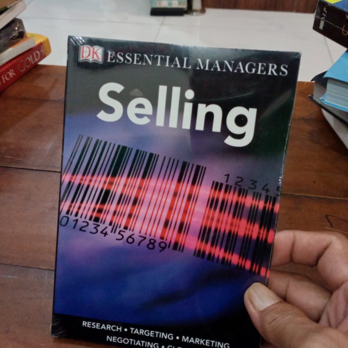 SELLING-ESSENTIAL MANAGERS g1