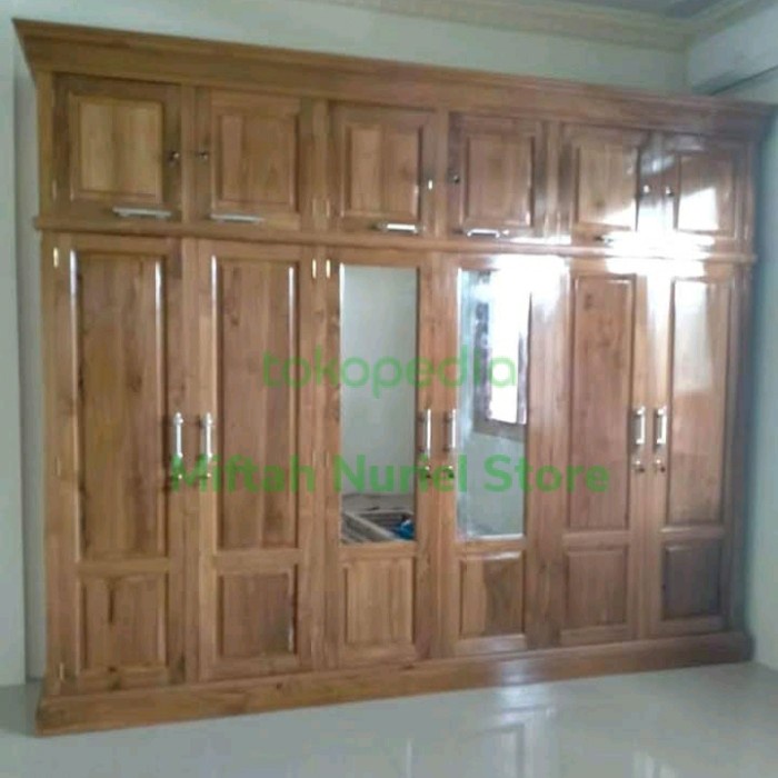 LEMARI BAJU UKURAN BESAR KAYU JATI