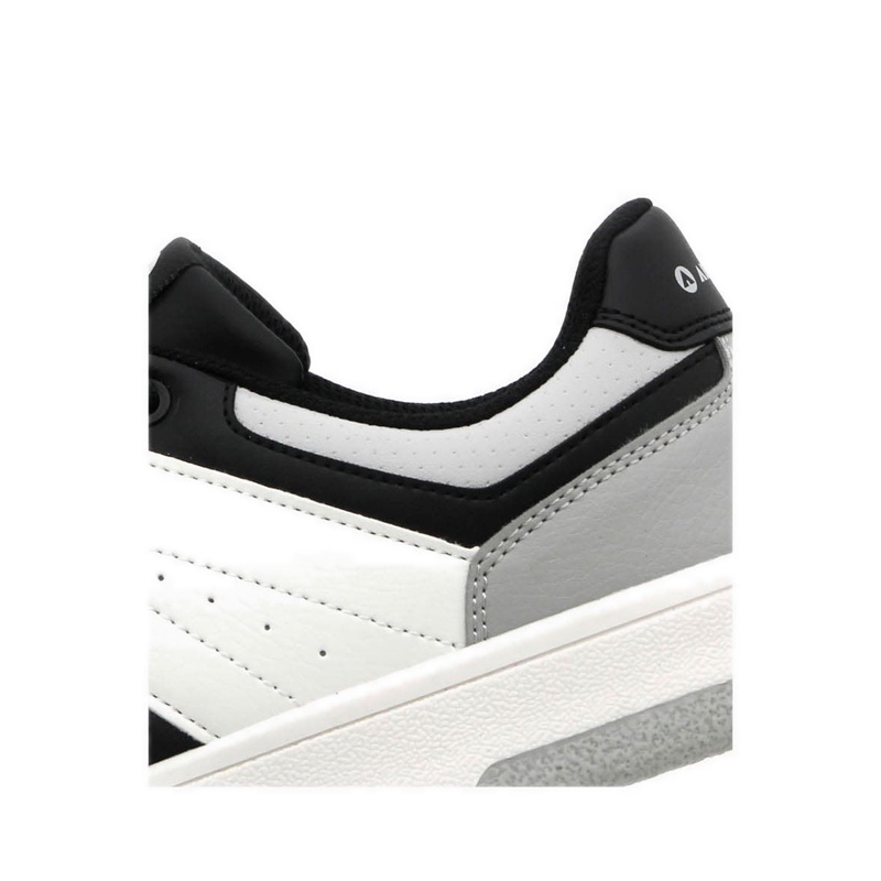 Airwalk Buffalo Men's Sneakers- White/Black