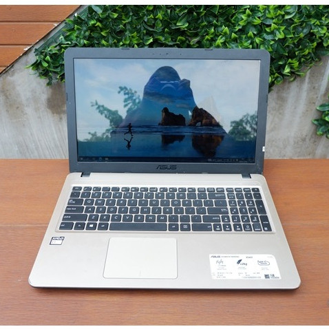 Laptop Asus X540YA AMD E1-7010 Ram 2Gb ssd128 Gb SCu17823 Windows slim Laptop bekas murah Laptop SSD