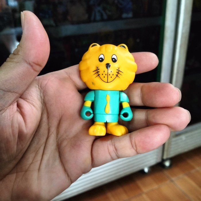 Figure Singa The Lion Blue Costume - 2 Costume Figure