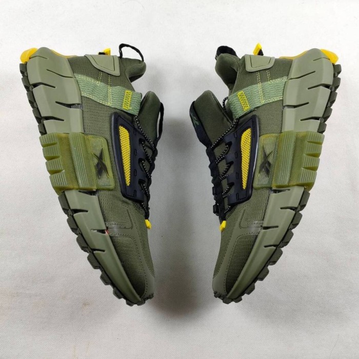 Sepatu Olahraga Reebok Zig Kinetica Edge Full Olive Green
