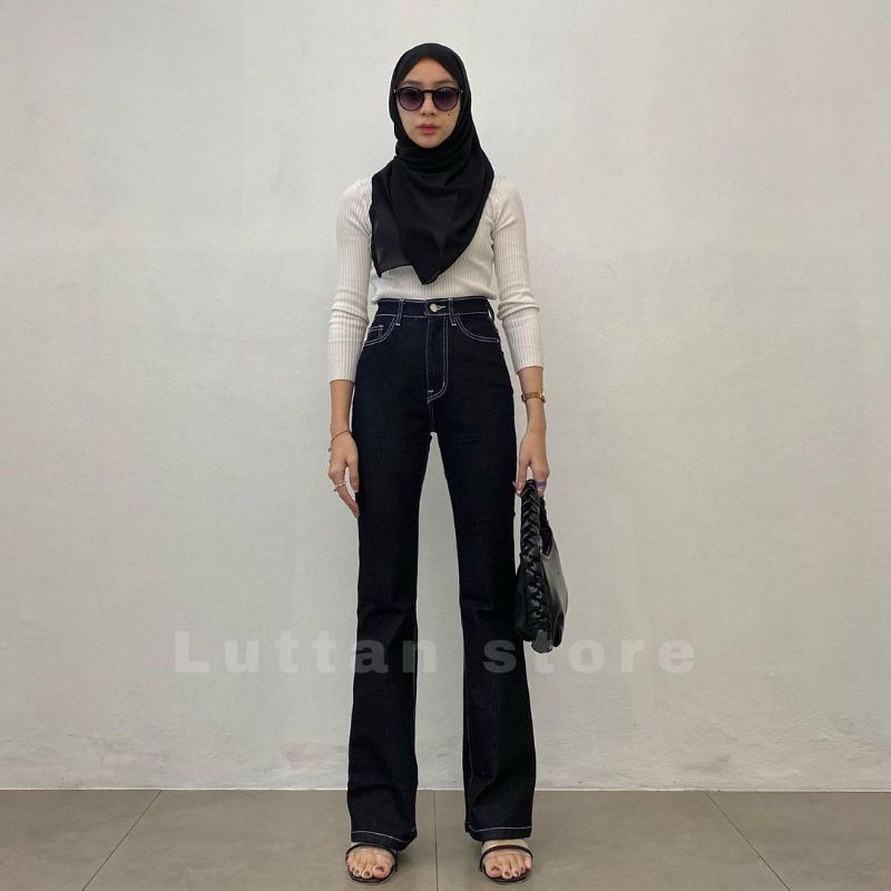 Luttan Khansa Cutbray Jeans