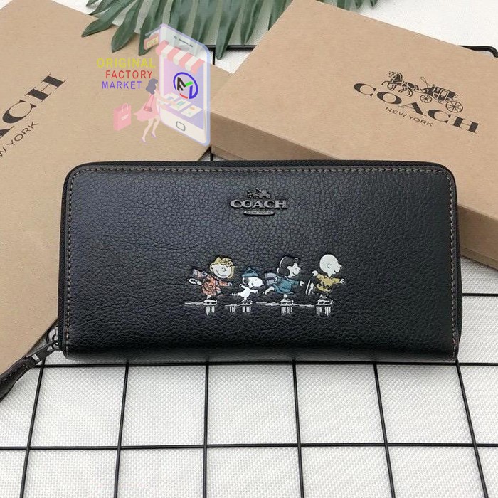 【COD】 Dompet COACH Long Wallet Snoopy Edition Black Leather Coach F16122