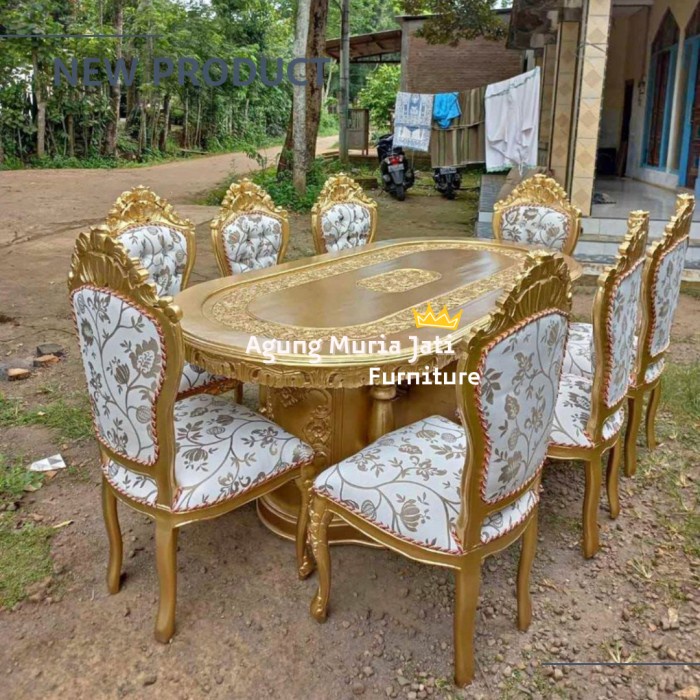 Meja Makan Klasik Gold Mewah 8 Kursi